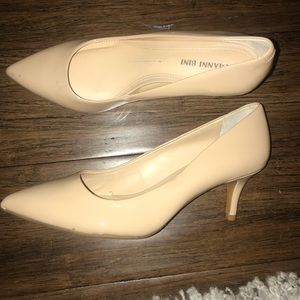 Gianni Bini Nude Heels
